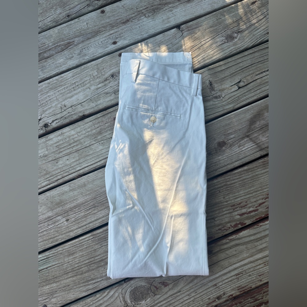 Gap White Flat Front Chino Pants, Size 30x32